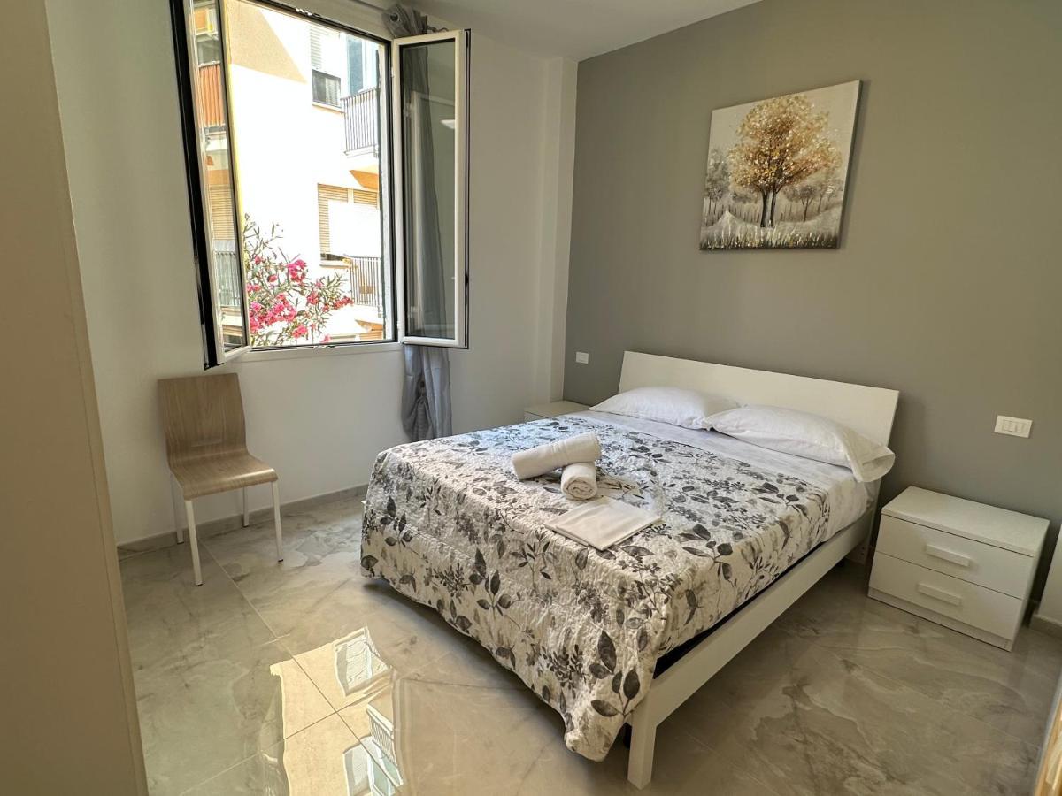 Апартаменты Casa Angela Vista Mare Вентимилья Экстерьер фото