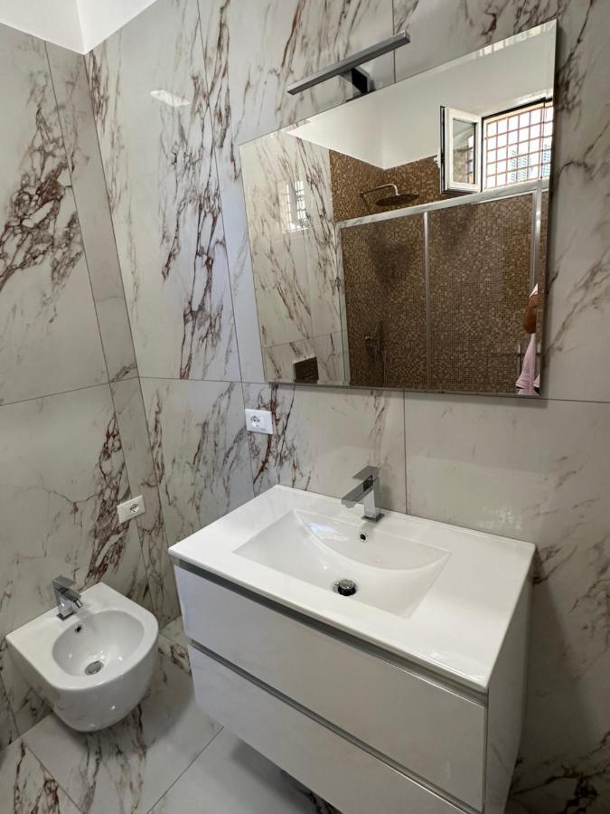 Апартаменты Casa Angela Vista Mare Вентимилья Экстерьер фото